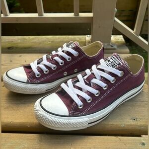 Converse Shoes Burgundy Color